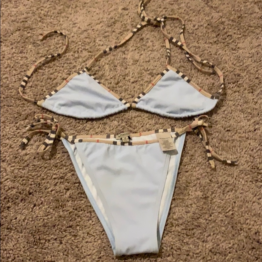 BURBERRY